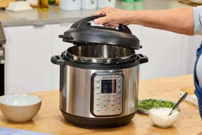 Instant Pot Duo 6 Quart Multi-Use Pressure Cooker